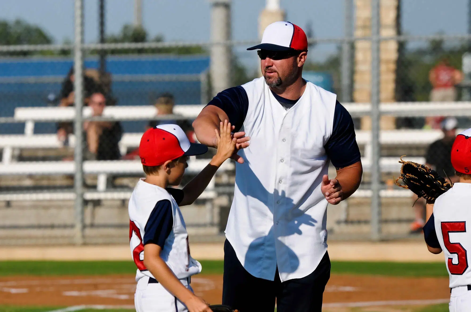 7 Benefits of Playing Youth Baseball - Sports Connect